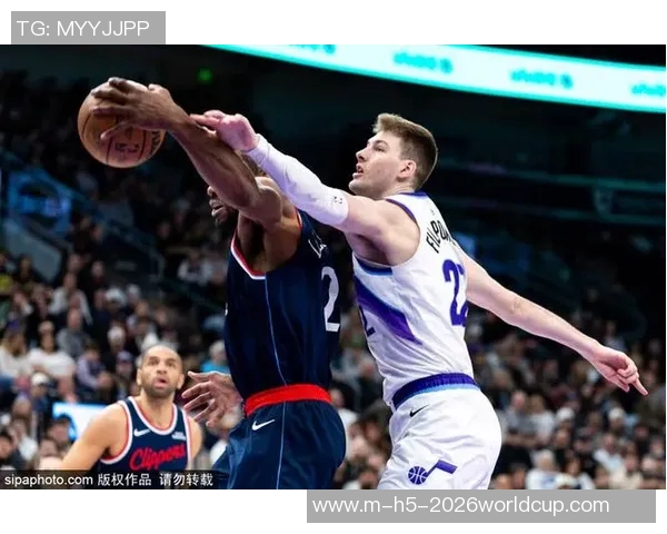 舒肯迪与新圣徒的激烈对决揭示了足球战术的博弈与球队实力的较量